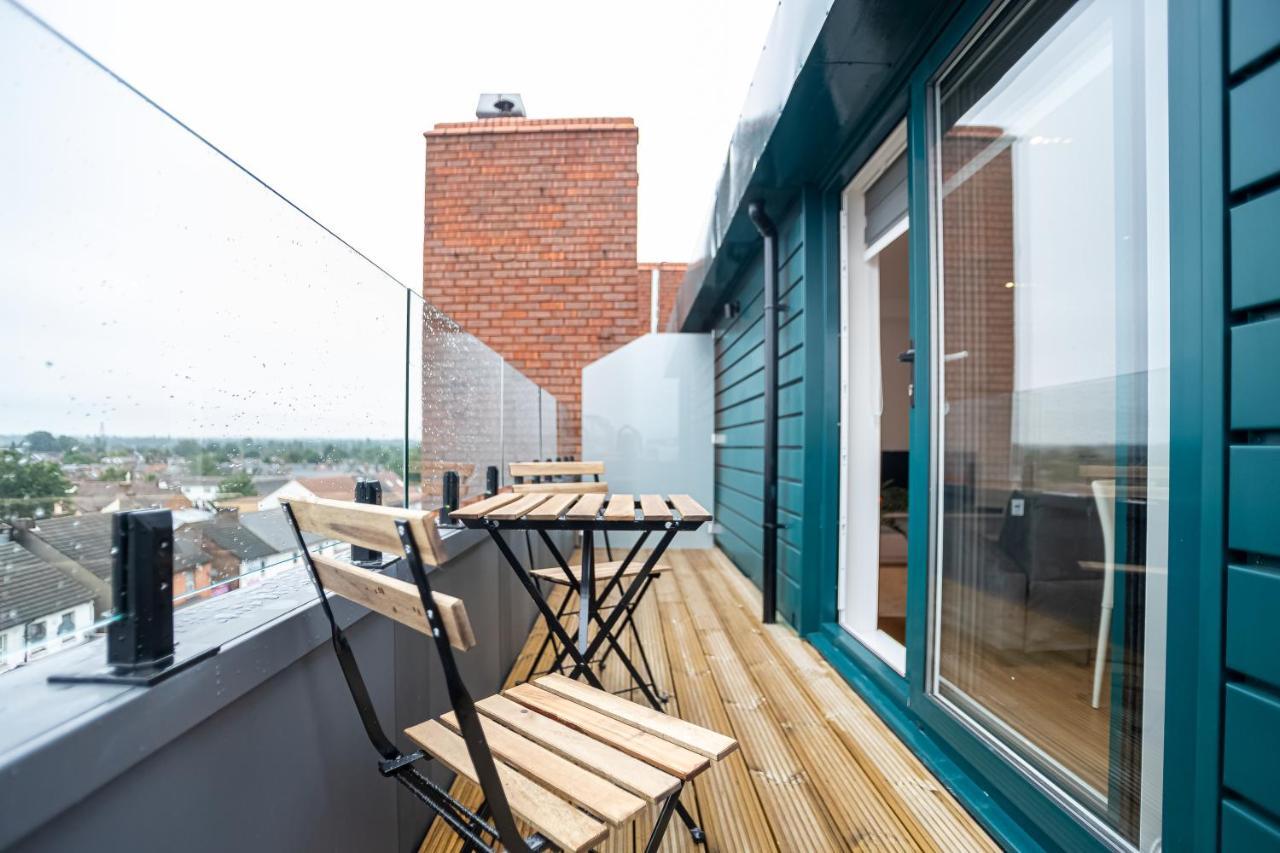הוילה Deluxe Chic 1 2 Bed Apts Near Heathrow Legoland Windsor סלאו מראה חיצוני תמונה