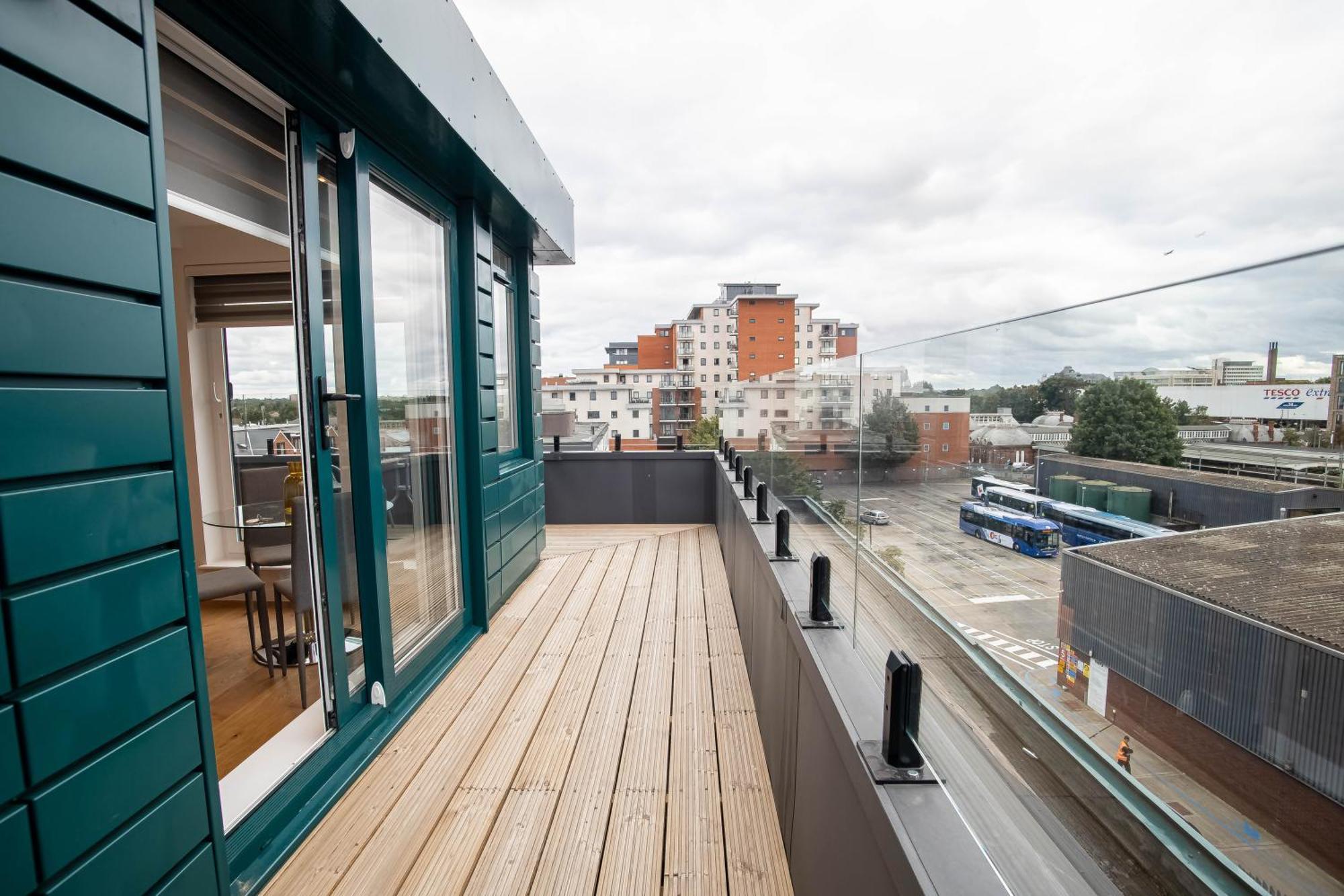 הוילה Deluxe Chic 1 2 Bed Apts Near Heathrow Legoland Windsor סלאו מראה חיצוני תמונה